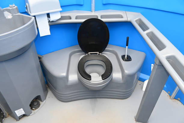 Best Porta potty rental near me  in Oakhurst, NJ